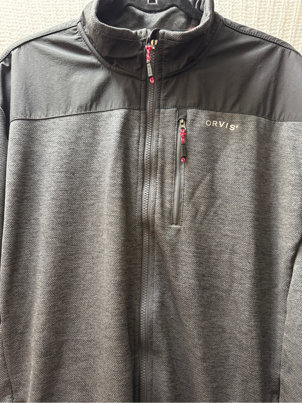 Orvis Men’s Dark Gray Lightweight Full-Zip Jacket with Black Yoke - Picture 7 of 12